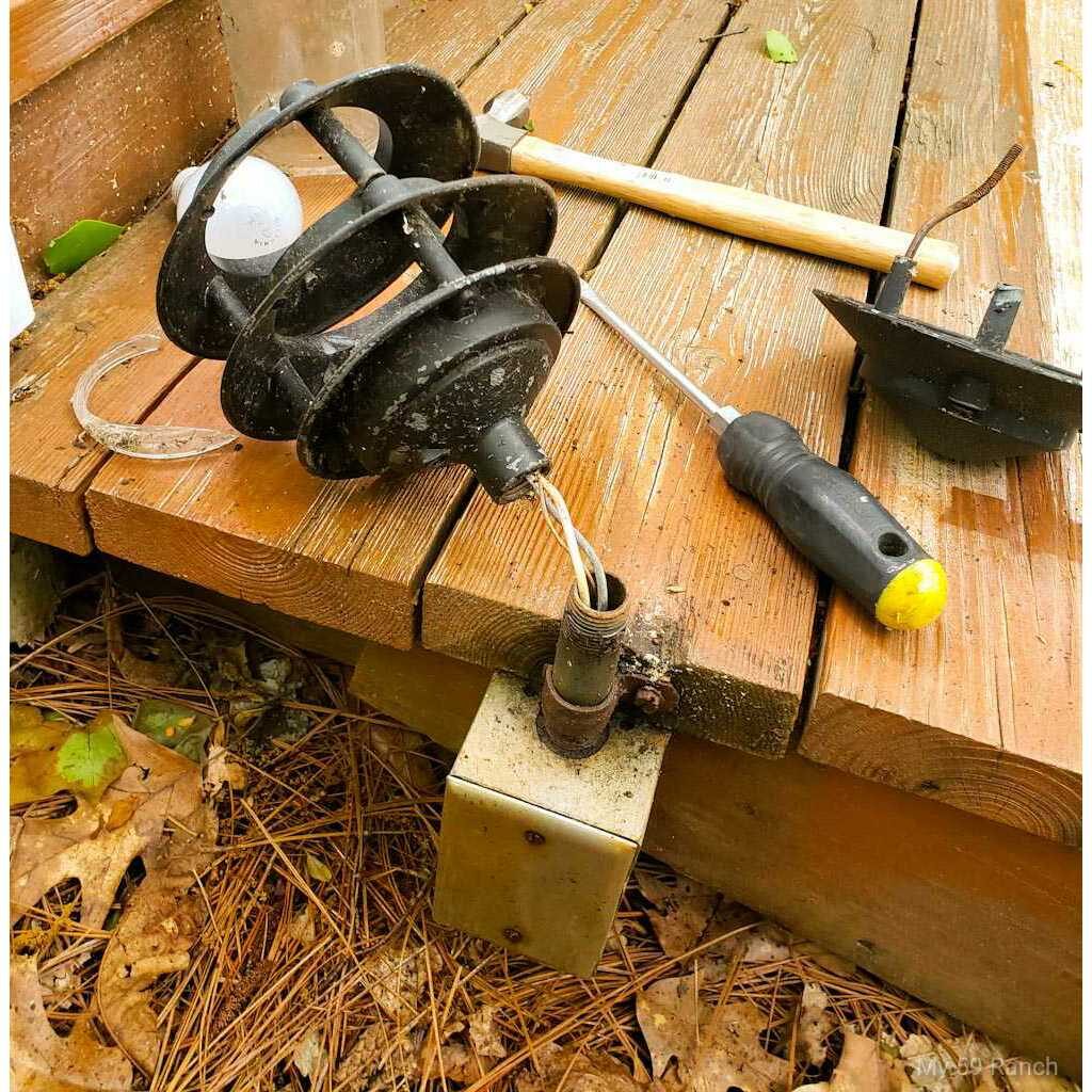 Replace and update Landscaping Pagoda Pathway Lights 4 PSX 20200515 195243