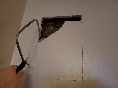 Sonos Wireless or In Wall Mounted Rear Surround Sound Speakers? 8 Saw to cut sheetrock for Rear Surround Sound Speakers