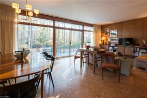 dining room and livingroom ina MCM home