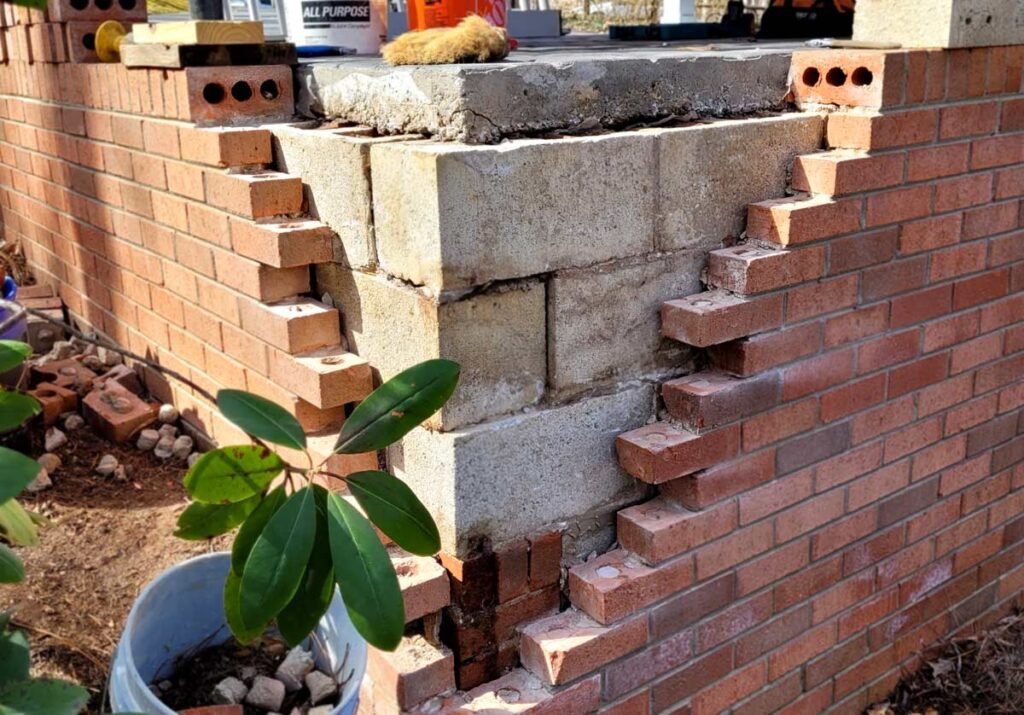 Brick corner repair for brick or mortar cracking
