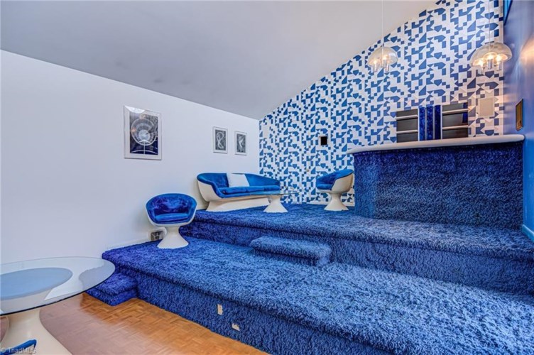 House Tour A Shagadelic, 1972 Mid-Century Modern