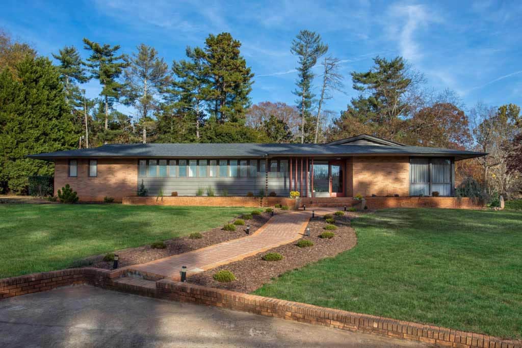 An Amazing 1961 Mid-Century Modern, The Leeds House