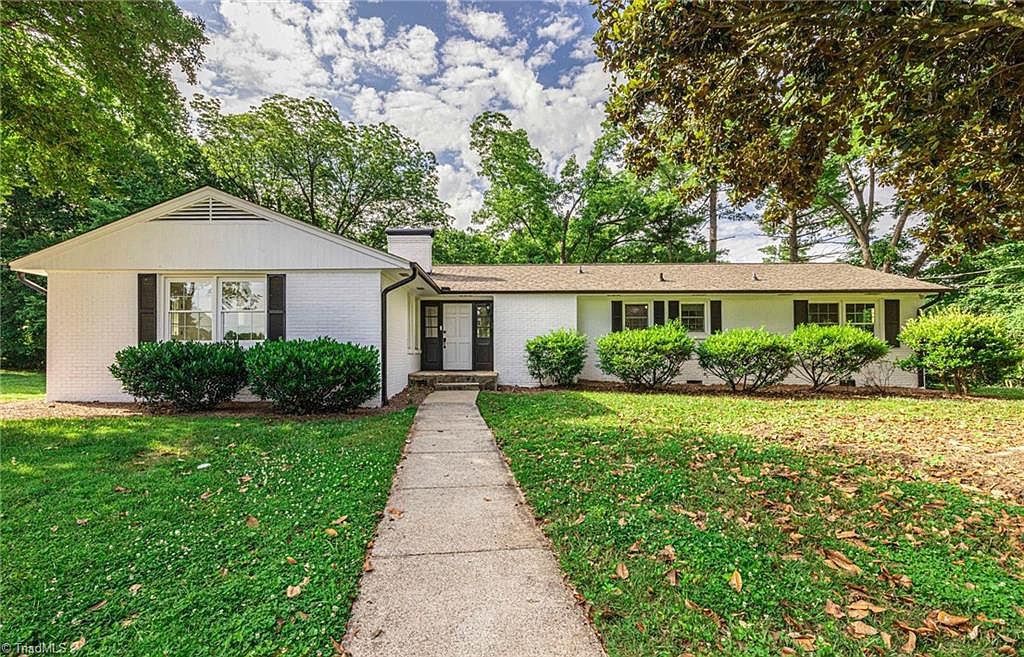 A Spectacular 1959 Mid-Century Ranch 832 Camelot Court