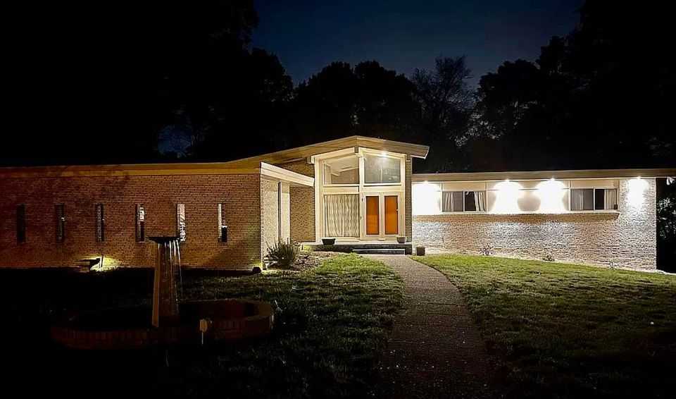 House Tour Frank Lloyd Wright Inspired 1963 MCM, Salisbury NC