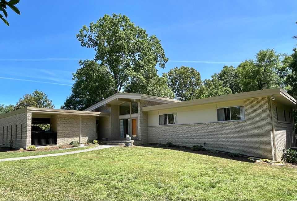 House Tour Frank Lloyd Wright Inspired 1963 MCM, Salisbury NC