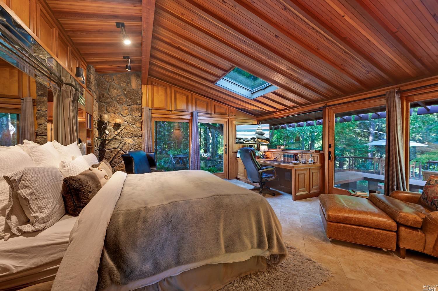 House Tour: Charlie Brown creator Charles M. Schulz's gorgeous 1960s California Studio home
