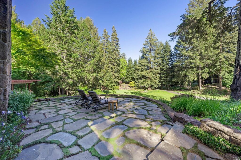 House Tour: Charlie Brown creator Charles M. Schulz's gorgeous 1960s California Studio home